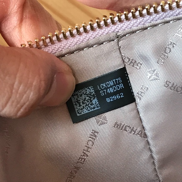 🌼Michael Kors Purse - Picture 12 of 13